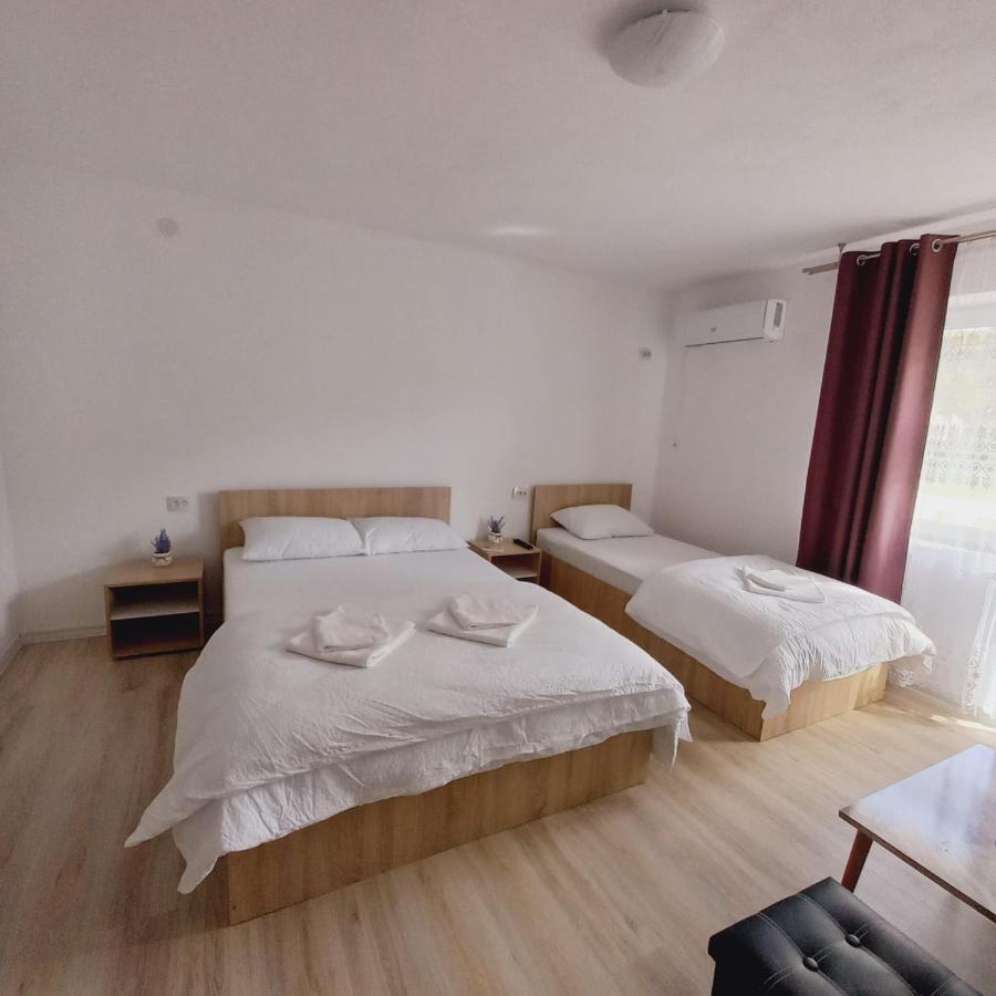Apartament Casa Alexia Pescari Zewnętrze zdjęcie